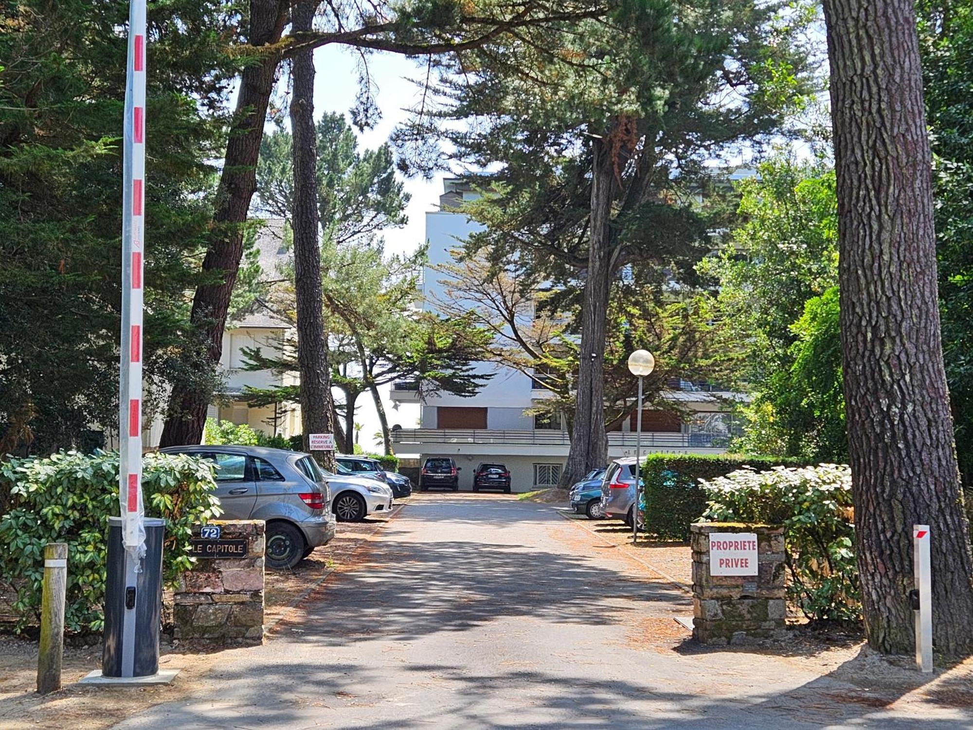 La Baule Le Capitole - Studio Plage Benoit Dans Residence Face Mer מראה חיצוני תמונה